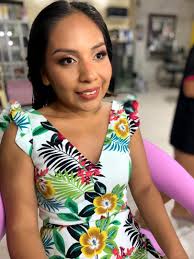 Warnes 📌Estamos agendando citas 👆✍️para AÑO NUEVO para preferencias al  75693103 📲wa.me/59175693103 tambien puedes venir para otros sercios  avenida santa rosita a 2 cuadras bajando de la pasarela al frente de  motorrepuesto