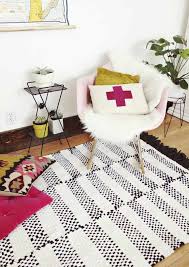 Dieser hübsche teppich ist leicht zu stricken und macht die wohnung gemütlich. Teppich Selber Machen Fur Ein Schickes Interieur 4 Anleitungen