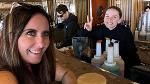 Who is cruising the December 22nd-27th Christmas cruise. 🎄