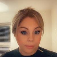 Abigail Roe's Instagram, Twitter & Facebook