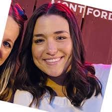 Kamryn Henderson's Instagram, Twitter & Facebook