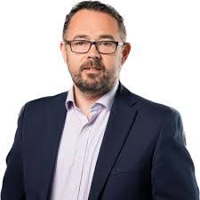 Tim Killen's Instagram, Twitter & Facebook