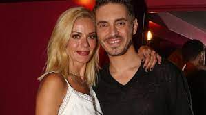 Ἕκαστος καθὼς προαιρεῖται τῇ καρδίᾳ, μὴ ἐκ λύπης ἢ ἐξ ἀνάγκης· ἱλαρὸν γὰρ δότην ἀγαπᾷ ὁ. Jfalb9ykeyuqlm