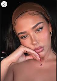 Looking for a wedding makeup artist for September 13 in Skyline, AL.  Wanting a natural look similar to photos above and someone who really knows  how to work with my features. I