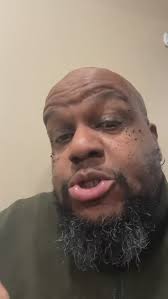 Since people are complaining what are we complaining about today 🤷🏾‍♂️