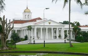 It is located on veteran street in central jakarta, with merdeka palace l. 6 Potret Istana Presiden Yang Tersebar Di Indonesia Megah Unik