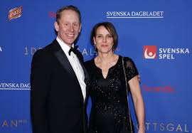 Check trip schedule and travel distance. Gunde Svans Barn Julia Och Ferry Svan Har Vuxit Upp Hant
