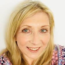 Louise Shipman's Instagram, Twitter & Facebook