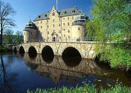 Orebro Castle Sweden Www Discoverwalks Com Slott Sverige