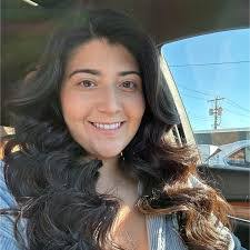 Debra Falcone's Instagram, Twitter & Facebook