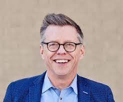 Gerry Zack's Instagram, Twitter & Facebook