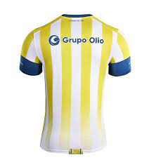Rosario central presentó en sociedad los nuevos modelos de camisetas e indumentaria que utilizará desde este mismo lunes, con una clara tendencia a los memoriosos ya que tiene una similitud con la que usó el primer campeón en — rosario central (@carcoficial) february 10, 2021. Marca De Gol Ø¹Ù„Ù‰ ØªÙˆÙŠØªØ± Junto A Ella Tambien Se Lanzo La Camiseta Alternativa De Rosario Central X Under Armour 2021 O