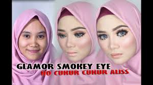 Make up wisuda tanpa hijab. Makeup Wisuda Graduation Super Glamor Smokey Eye Tutorial Tanpa Cukur Alis Muslimah Hijabers Youtube