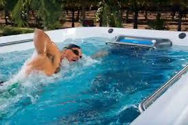 Die Gegenstromanlage Wasserspass Mit Pfiff Homify Gegenstromanlage Pool Swimming Pool Tauchbecken