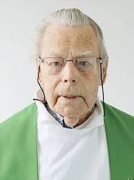 Faleceu na madrugada desta terça-feira, dia 8 de agosto, o padre Edgar Pedro  Heck, aos 95 anos. O presbítero, que em 30 de novembro completaria 70 anos  de ministério ordenado, residia no