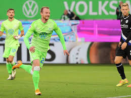 Stream every single match this season. Arnold Crucial As Wolfsburg End Run Of Draws With Bielefeld Win Thescore Com