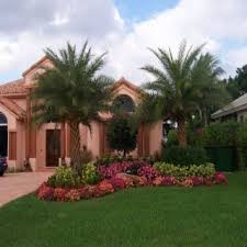 Front Yard Landscaping Ideas Central Florida Home Dignity When designing your front yard landscaping, it is best to consider the amount of work and effort you are willing to invest into it to maintain the surroundings.