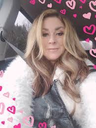 Amy Cavallaro's Instagram, Twitter & Facebook