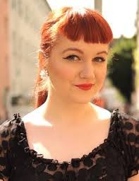 Annie Malcolm's Instagram, Twitter & Facebook