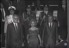 Maybe you would like to learn more about one of these? Proedriko Megaro Apokatastash Ths Dhmokratias H Istoria Mias Epeteioy Se Fwtografies Huffpost Greece