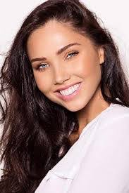 Anne Liechty's Instagram, Twitter & Facebook