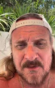 Hello love fans I will be glad to receive a YESSS from a heart that really  loves me 🥰🥰🥰🥰🥰