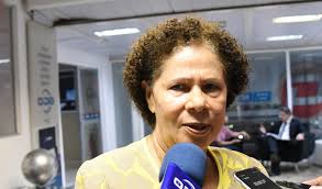 Disputas internas no PT são normais, afirma Regina Sousa