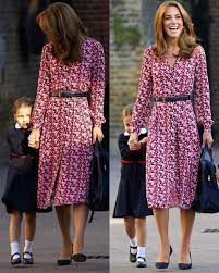 Księżna kate w ciąży promienieje! Pin By Karolina Miastowska On Estilo Princess Kate Middleton Duchess Of Cambridge Duchess Kate