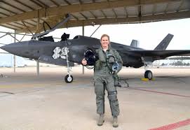 Meet Air Force Reserve S First Female F 35 Pilot F 35 Lightning Ii