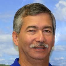 Bernardo Chaves's Instagram, Twitter & Facebook