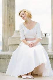 Wadenlanges brautkleid für fans der 60er jahre. Hochzeitskleid 50er Mit Armel 50er Armel Hochzeitskleid Mit Hochzeitskleid Kleider Hochzeit Hochzeitskleid Wadenlang