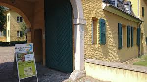 Historische höhepunkte wie das haus katz, die beiden kirchen im ort, denkmalgeschützte fachwerkhäuser wie auch der tagebau garzweiler i sind. Eine Welt Forum Juchen About Facebook