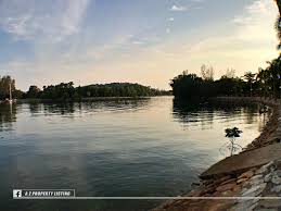 The villa offers all home comforts with modern facilities and private swimming pool, family or a group of friends can enjoy its lavish privacy and delight the beautiful calming views of. Live Everyday With An Amazing View Of The Sea And Sunset For Only Rm 150 000 Neg