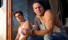 Tres años después de que mike se haya retirado de la vida de stripper cuando estaba en la cresta de la ola, los restantes reyes de tampa están también. Magic Mike Xxl Review Like Watching Pained Strippers Dryhump Magic Mike Xxl The Guardian