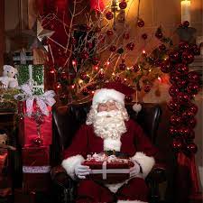 Winner Of Christmas Light Courier Contest 2022 In Prescott Valley All The Places To See Santa In York 2021