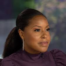 Julia and George lead stars at New York's most glitzy party