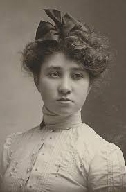 Help from family please. There are two marraige photos here of the same  people, but photos are different, can you help discern true identities? #  Fredrich Carl Helke and Marie Graveen ##