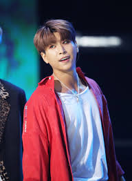 St Van Vav Theshow Pretty People Woo Young Handsome