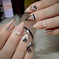 65 Best Stiletto Nails Short Long Stiletto Nail Designs 2021 Guide Cute & catchy done completely by hand without stickers or fake nails, this design is easy enough if you've got a thin polish brush or even a toothpick.