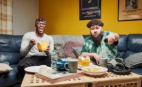 Currently you are able to watch celebrity. Celebrity Gogglebox 2021 Who Is In The Line Up