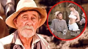 Ted Curtis's Instagram, Twitter & Facebook