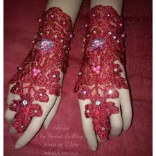 Henna sendiri sebenarnya nama tanaman yang tumbuh di dataran afrika timur dan asia barat daya. Gloves Wedding Sarung Tangan Pengantin Marun Shopee Indonesia