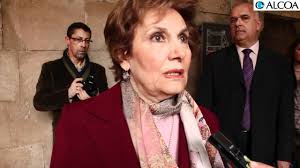 Maria Cavaco Silva visita exposições de Inês de Castro em Alcobaça