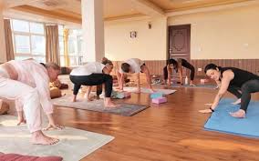 However, it may be difficult to find the time or money to join a yoga studio, or you might not. Practicing Yoga Tips For Beginners Most Common Mistakes