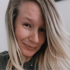 CROCKTOBER DAY 13 Crockpot Taco Soup💃 😋Ingredients 1 pound ground beef 2  tablespoon homemade taco seasoning 1 teaspoon garlic salt 1 teaspoon salt 1  teaspoon pepper ½ onion diced 1 cup frozen