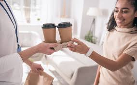 Get free delivery for 14 days with express only at you can have your groceries delivered in as little as one hour. Top 15 Grocery Apps In Dubai Lulu Kibsons More Mybayut