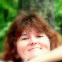 Tessa Sharp's Instagram, Twitter & Facebook