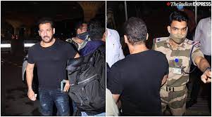 The actress is currently shooting for maneesh sharma's tiger 3 with salman khan and emraan hashmi. Pb9jxgsqhd6btm