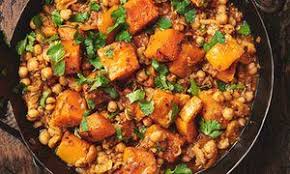 Yotam Ottolenghi S Braised Squash With Chickpeas And Harissa And Other Squash Recipes Yotam Ottolenghi Recipes Squash Recipes Ottolenghi Recipes