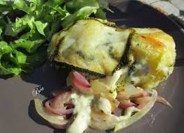 Gratin De Pommes De Terre A La Raclette A L Ail Des Ours Les Petits Plats De Bea Gratin Pomme De Terre Pomme De Terre Ail Des Ours